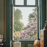 Πανσιόν Chateau D'estrac 4*