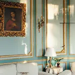 Chateau D'estrac Πανσιόν 4*