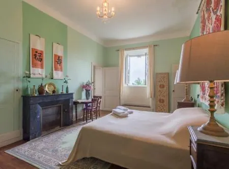 Chateau D'estrac Guest house *