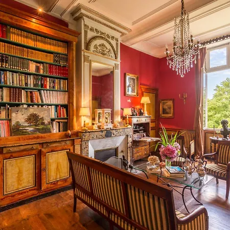 בית הארחה Chateau D'estrac Hastingues