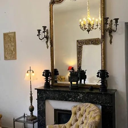 Chateau D'estrac * Hastingues