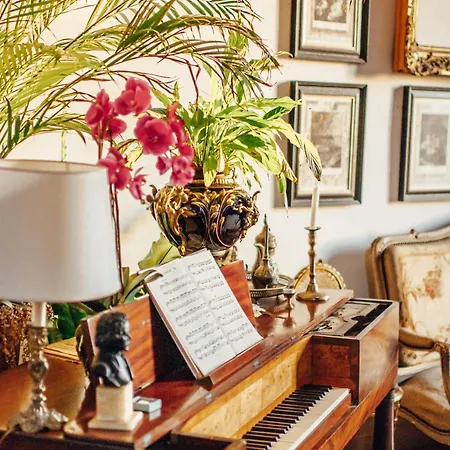 Chateau D'estrac Penzion 4*