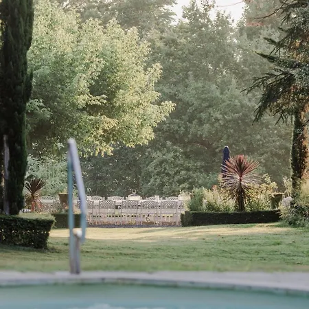 Maison d'hôtes Chateau D'estrac