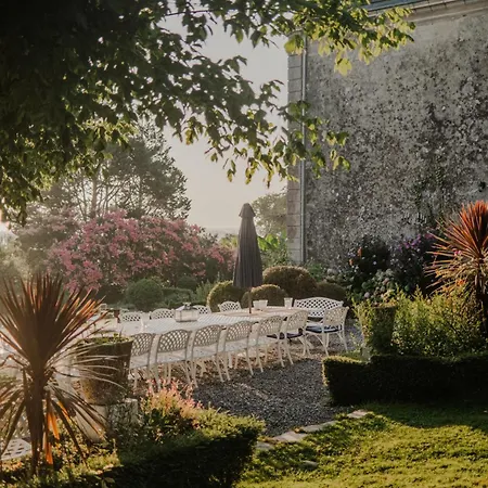 Maison d'hôtes Chateau D'estrac 4*