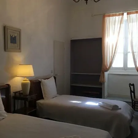 Chateau D'estrac