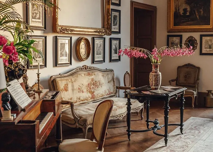 Chateau D'estrac Hastingues